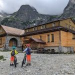 Horsky zakladny tabor Skratte si pristupy bicyklom a objavte odlahle turisticke ciele v Tatrach