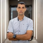 Inpekcia nadalej vysetruje sabotaz spojenu so stihanm premiera Fica Povodne obvineny policajt ziada odskodnenie