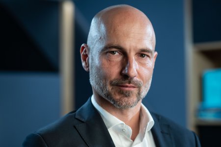 Kandidat na nitrianskeho zupana Varga Becik je iba predlzenou rukou Fica