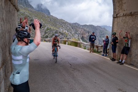 Na Malorke si bicykluje d dochodca aj Pogacar a ostrov na tom profituje
