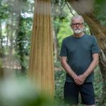 Novy bratislavsky park dostal sochy z vlastnych stromov autor pocita s tim ze ich znici voda