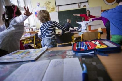 Rodicia zaskolakov mozu stratit pridavky cudzinci pracujuci u nas pridu o davky na deti