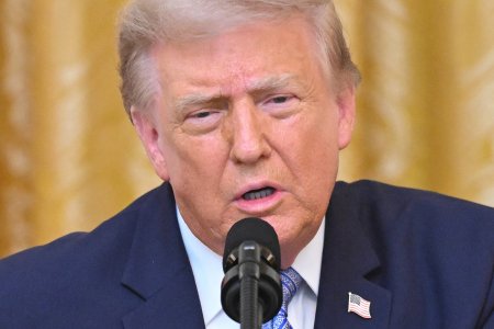 Trumpov svet 543 den Televizie sa bali jeho konsPiracii a radsej ho neodvysielali Trump opat spochybnil svoju prehru a vyvolal nove obavy