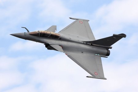 Vykon vyvoja bojov 1605 den po gripenoch pridu rafale ukrajina dostane najmodernejse europske lietadlo schopne bojovat so suchojmi