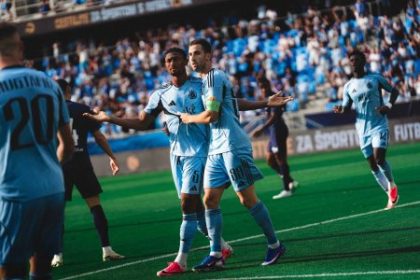 Yaya Toure prilakal o 500 ludi viac Kmotrik na dvoch pripadocj ukazal preco sa tesi na dobu po Weissovi