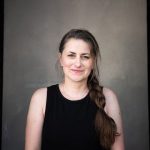 Zlozvyky najhorsie priznavuju muzi nad pedesiat tvaria sa ze ziadne nemaju hovori autorka encyklopedie neresti