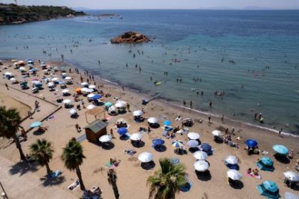 niekde treba zazvonit ked chcete ist k moru taliani sa buria proti sukromnym plazovym klubom
