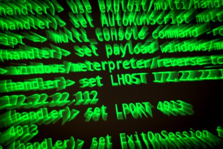 utocia potichu a chirurgicky presne slovensko sa stalo tercom elitnych ruskych hackerov