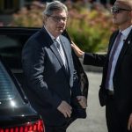Ekonomicky newsfilter Odbornici varuju ze vlada otvorila dvere podvodnikom