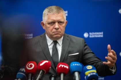 Fico sa ukazal po letnej prestavke V ohrozeni kvoli zlym kameram na cestnej premavke Co preboha riesite video