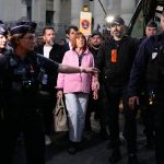 Gisele Pelicot hovori o poslednych okamihoc pred odhalenim ze ju manzel nechava znasilnovat bezne rano a spolocny odchod na policajnu stanicu kde sa jej zmenil zivot