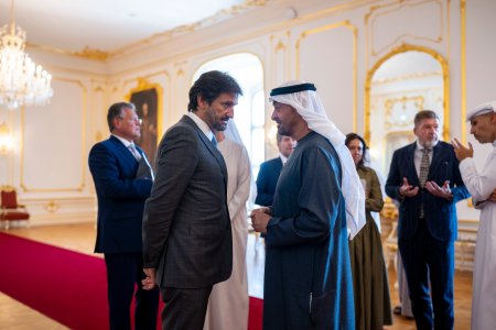 Na rokovani Fica s arabskym sejkom bol aj Vyboh Odkryla ho fotka z Emiratov