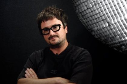 Podmanicky z kapely Billy Barman Na kazdom koncerte hrame piesen pocas ktorej myslim na premiera