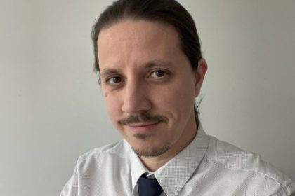 Situacia je velmi kriticka lode na Dunaji stoja a cakaju este sme nemali tak malo vody hovori prezident zvazu logistiky