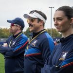 Ted Lasso bol vycerpany a mal skoncit Predco sa vracia a trenuje zeny tipy co sledovat