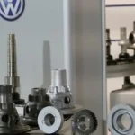 Ekonomický newsfilter: Po výrobcoch obuvi, cukru a televízorov prichádza na rad Volkswagen