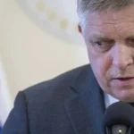 Fico zrušil cestu na Ukrajinu po spochybnení článku 5 NATO, dôvodom je náhla choroba