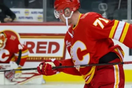 Honzek skóroval, dodal tímu chýbajúce. Nemec ukázal, čo čakať v Calgary