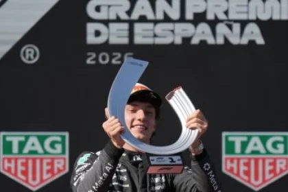 Madring potvrdil obavy, Norrisovu smolu využil Antonelli. F1 na novom okruhu