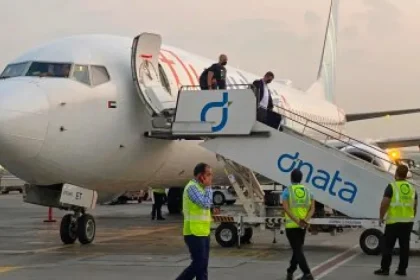 Piloti sa pobili počas letu do Tel Avivu, jeden chcel údajne havarovať