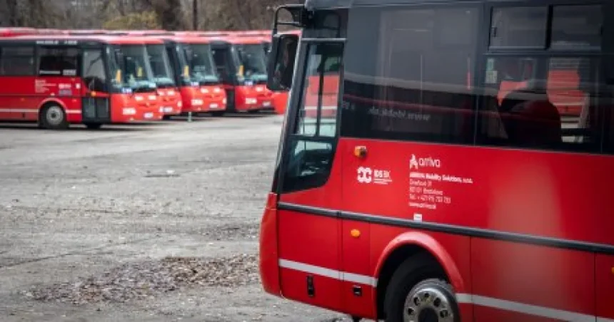 Po vlakoch zlacnejú aj autobusy, a to v mesiaci komunálnych volieb