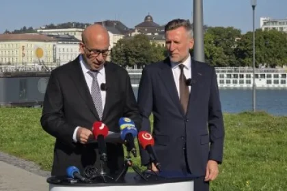 Ráža bol pre Smer predĺžená ruka, Winkler sa vzdal. Vallo: Mesto za trafiky