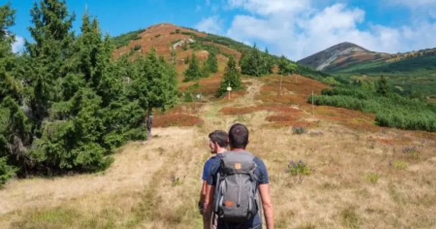 Turistika v Malej Fatre: Malý Kriváň, Chata pod Suchým aj stretnutie s medveďom