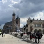 Voľby v Krakove potešili poľskú vládu, ich kandidátka ide do druhého kola ako outsiderka