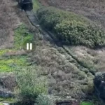 1691. deň: Nový pokus dostať ťažkú techniku na front. Bradley odhalil chybu máp