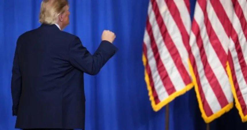 Američania sú cynickejší, Trumpa považujú za súčasť bežnej politiky, vraví novinár