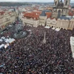 Česi protestujú za nezávislé médiá. Babiš neustúpi, chystá sa štrajk