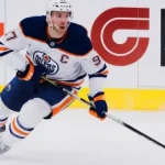 Connor McDavid naživo: tichý, a napriek tomu plní Kanadu