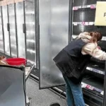 Hackeri prehriali mrazničky v stovkách francúzskych supermarketov