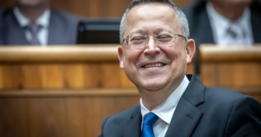 Kamenickému vadí porovnanie s gréckou cestou. Najhorší rating za dekádu mu vyhovuje