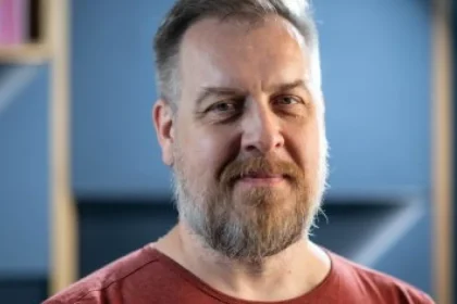 Muži sa po narodení detí cítia ako bankomaty, tvrdí psychiater