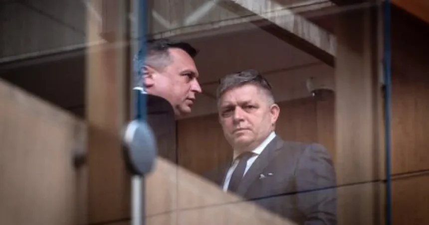 Panel expertov o kríze: Fico zaskočený, Danko ukázal vydieranie
