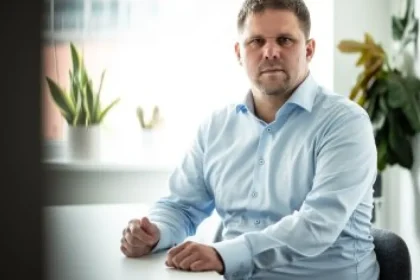 Petržalka by mala mať minimálne tri električkové trasy, súčasná už teraz nestačí
