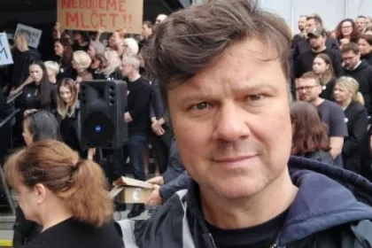 Reportér ČT Moláček: Babiš robí obrovskú chybu, protesty sa začínajú a štrajk bude zásadný