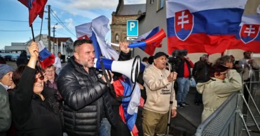 Republika je čoraz aktívnejšia aj na juhu a robí kampaň aj v maďarčine