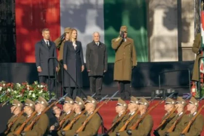 Revolúcia z roku 1956 patrí teraz Magyarovi, Orbán trávi výročie v Paríži