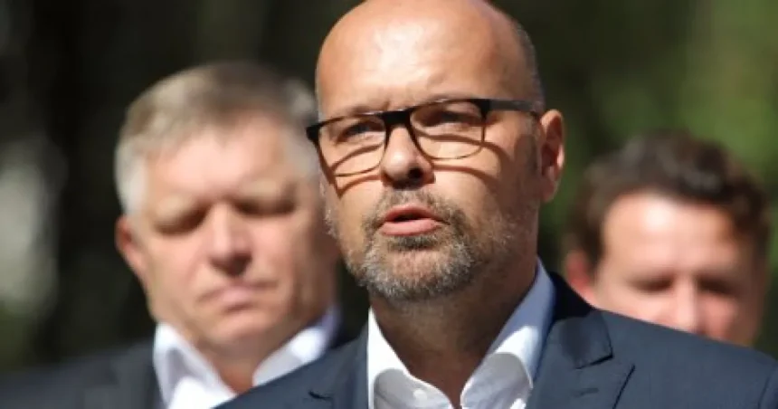 Rozpočtové provizórium sa za štyri hodiny ocitlo v rukách jedného človeka