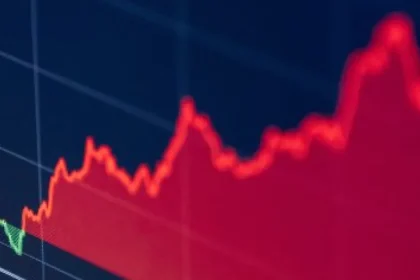 Slovensku prudko vzrástli úroky na dlhu. Vplyv má iránska vojna aj rýchlo rastúci dlh