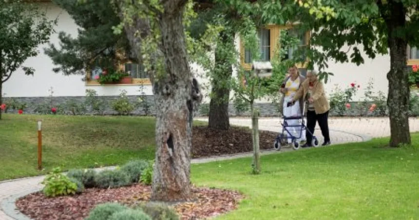 Starnúce kraje neriešia lôžka, v najstaršom okrese chcú stavať domy pre rodiny