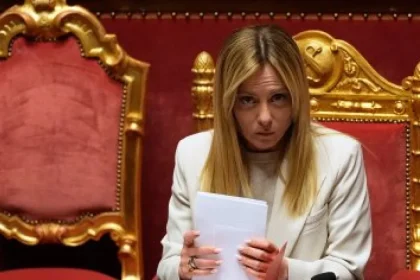 Týždeň v práve: Ruská ropa, americké zákony, talianske voľby