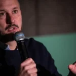 Vallo: Smer sľubuje usmievavého kandidáta, ale vieme, čo robí so Slovenskom