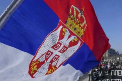 Viac ako 500 Srbov na Slovensku možno nebude môcť hlasovať v kľúčových voľbách