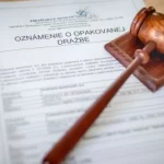 Vláda oslabuje hrádze proti konkurzným mafiám, banky aj právnici zmeny kritizujú